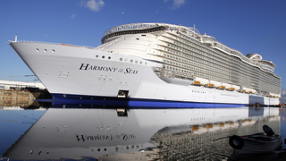 Harmony of the Seas, el crucero más grande del mundo, ha zarpado por primera vez